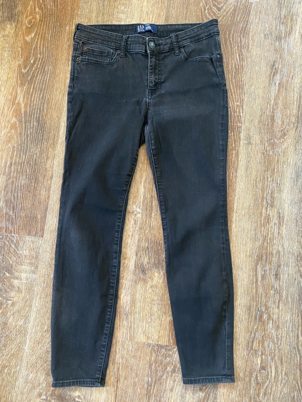 GAP Women's Black Skinny Jeans